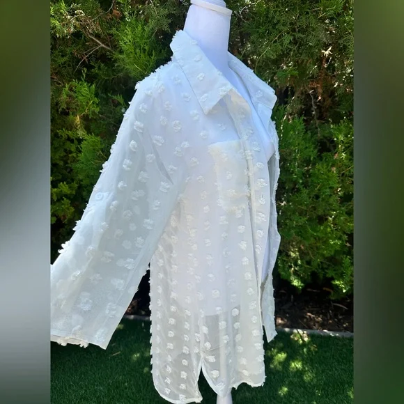 Women’s B Elegant White Sheer Swiss Dot Embroidered Long Sleeve Cardigan size S - Picture 4 of 5